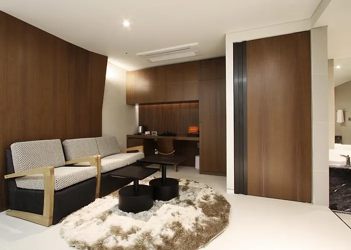 Richwell 3*